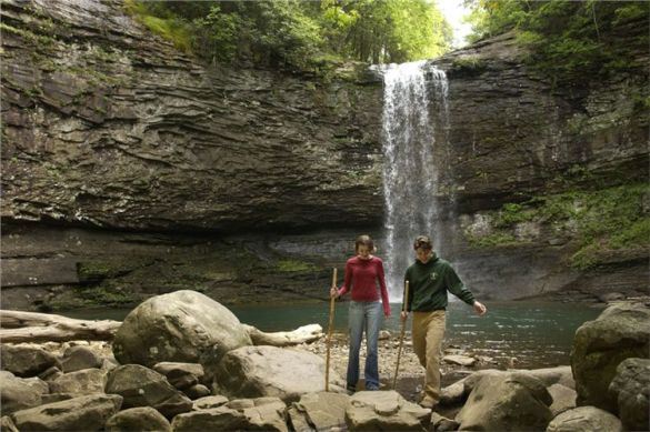 Cloudland Canyon Waterfall